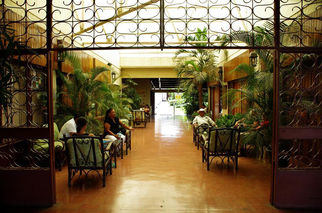 Hotel Boyeros Liberia Eksteriør bilde